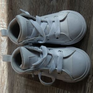 Toddlers White Leather Converse Size7
